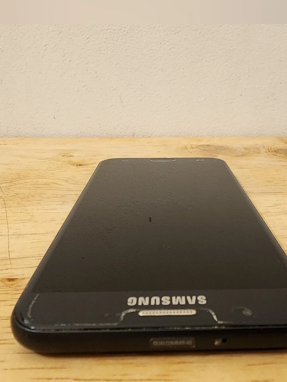 Samsung Galaxy J7 Sky Pro SM-S72VL 16GB  BLACK TRACFONE